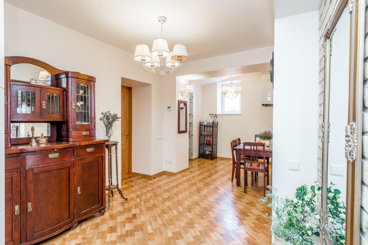 Angel House Vilnius, 32 Appartement Buitenkant foto